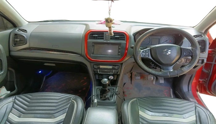 2017 Maruti Vitara Brezza ZDI PLUS DUAL TONE, Diesel, Manual, 1,13,425 km, interior