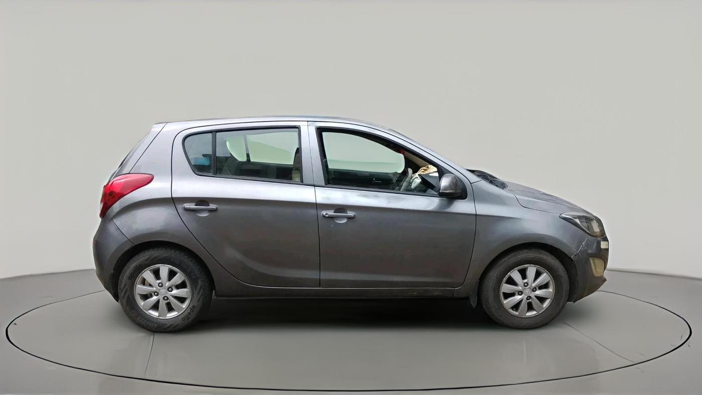 2013 Hyundai i20 SPORTZ 1.2, Petrol, Manual, 81,923 km, exterior