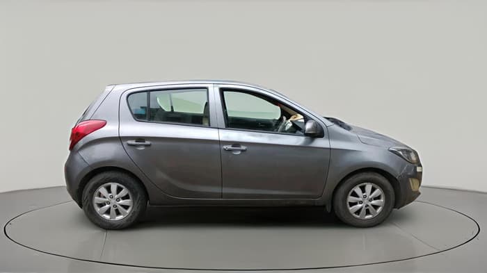 2013 Hyundai i20 SPORTZ 1.2, Petrol, Manual, 8,17,357 km, exterior