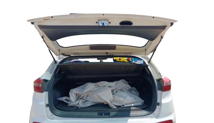 2016 Hyundai Creta SX PLUS 1.6 DIESEL, Diesel, Manual, 1,30,343 km, exterior