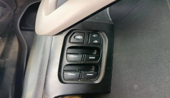 2016 Hyundai Creta SX PLUS 1.6 DIESEL, Diesel, Manual, 1,30,343 km, interior