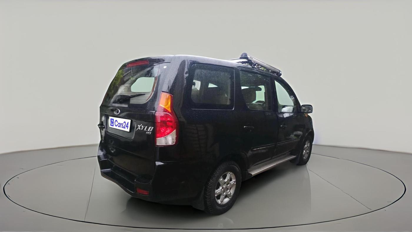 2011 Mahindra Xylo E8 ABS, Diesel, Manual, 1,31,328 km, exterior