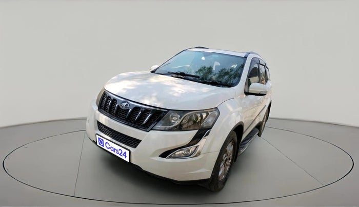 2017 Mahindra XUV500 W10, Diesel, Manual, 1,28,986 km, exterior