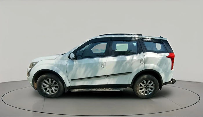 2017 Mahindra XUV500 W10, Diesel, Manual, 1,28,986 km, exterior