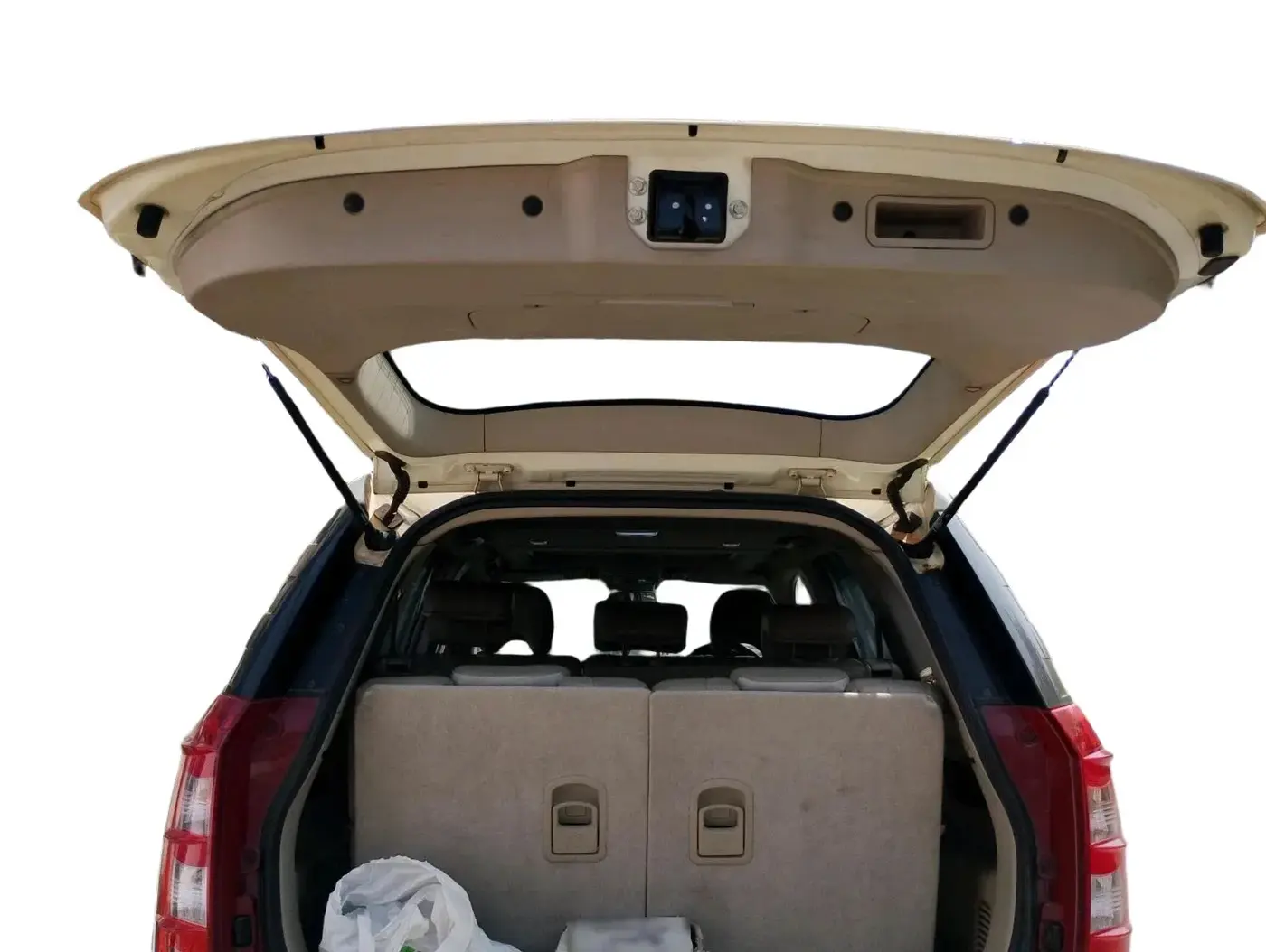 2017 Mahindra XUV500 W10, Diesel, Manual, 1,28,986 km, exterior