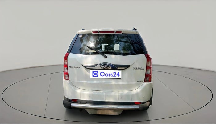 2017 Mahindra XUV500 W10, Diesel, Manual, 1,28,986 km, exterior