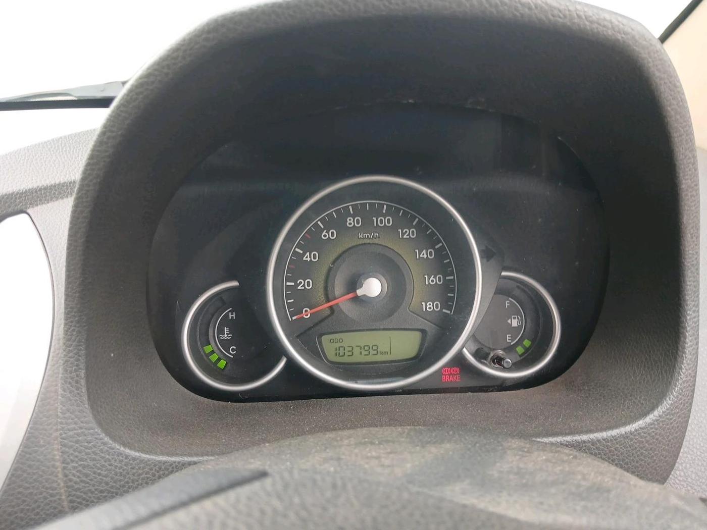 2011 Hyundai Eon MAGNA, Petrol, Manual, 1,03,799 km, interior