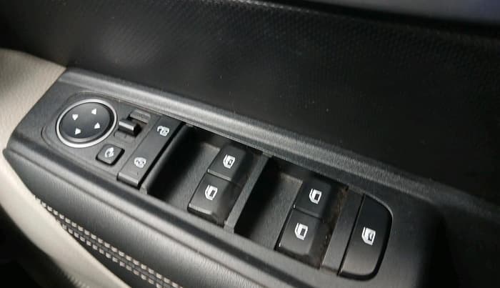 2021 KIA SONET HTX PLUS 1.0 IMT, Petrol, Manual, 25,238 km, interior