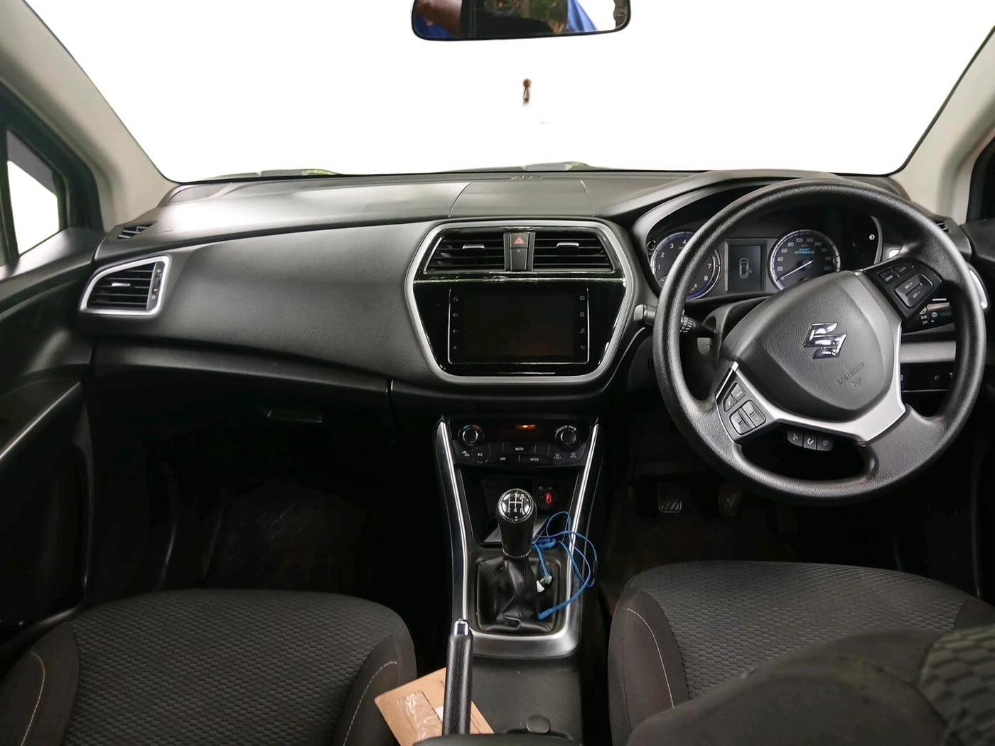 2021 Maruti S Cross ZETA 1.5, Petrol, Manual, 82,681 km, interior