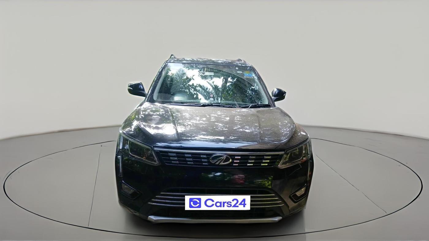 2021 Mahindra XUV300 W8 (O) 1.2 PETROL, Petrol, Manual, 46,641 km, exterior