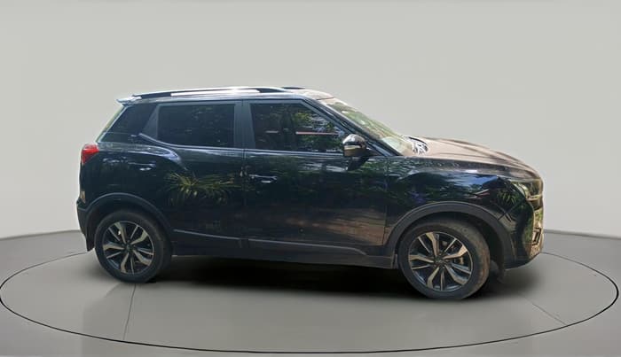 2021 Mahindra XUV300 W8 (O) 1.2 PETROL, Petrol, Manual, 46,641 km, exterior