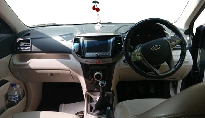 2021 Mahindra XUV300 W8 (O) 1.2 PETROL, Petrol, Manual, 46,641 km, interior
