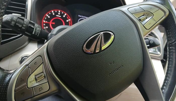 2021 Mahindra XUV300 W8 (O) 1.2 PETROL, Petrol, Manual, 46,641 km, interior