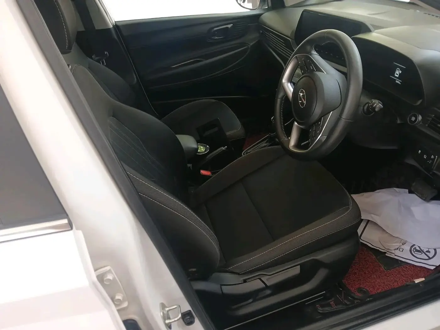 2023 Hyundai NEW I20 ASTA (O) 1.2 AT, Petrol, Automatic, 10,395 km, interior