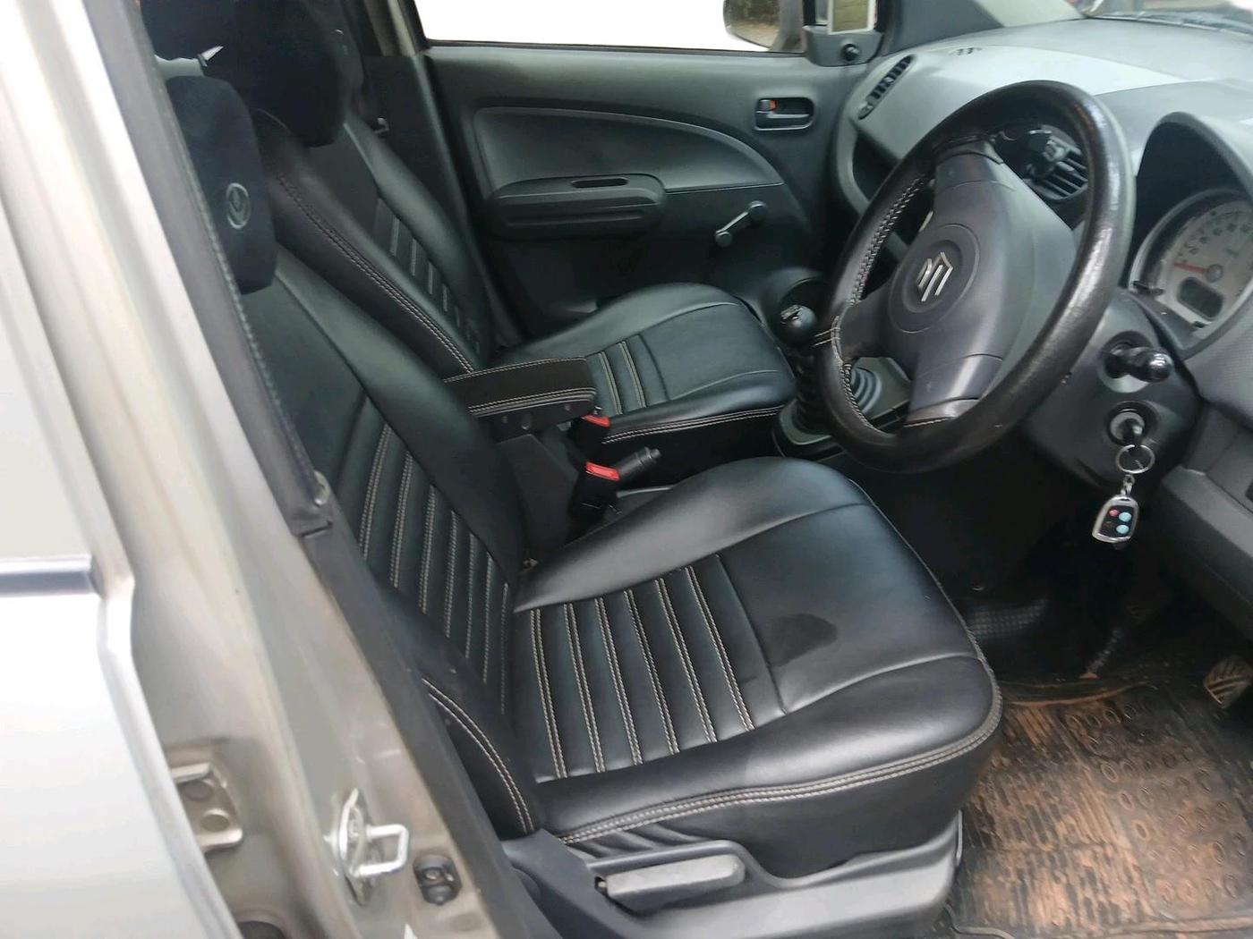 2013 Maruti Ritz LXI, Petrol, Manual, 1,34,739 km, interior