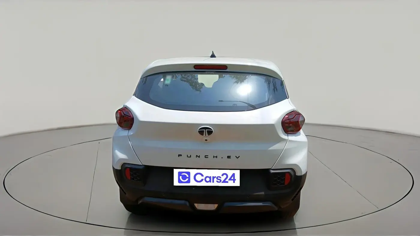 2025 Tata PUNCH EV SMART PLUS 3.3, Electric, Automatic, 32,807 km, exterior