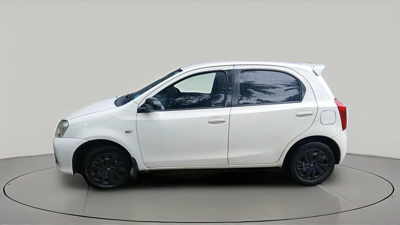 2012 Toyota Etios Liva G, Petrol, Manual, 1,16,604 km, exterior