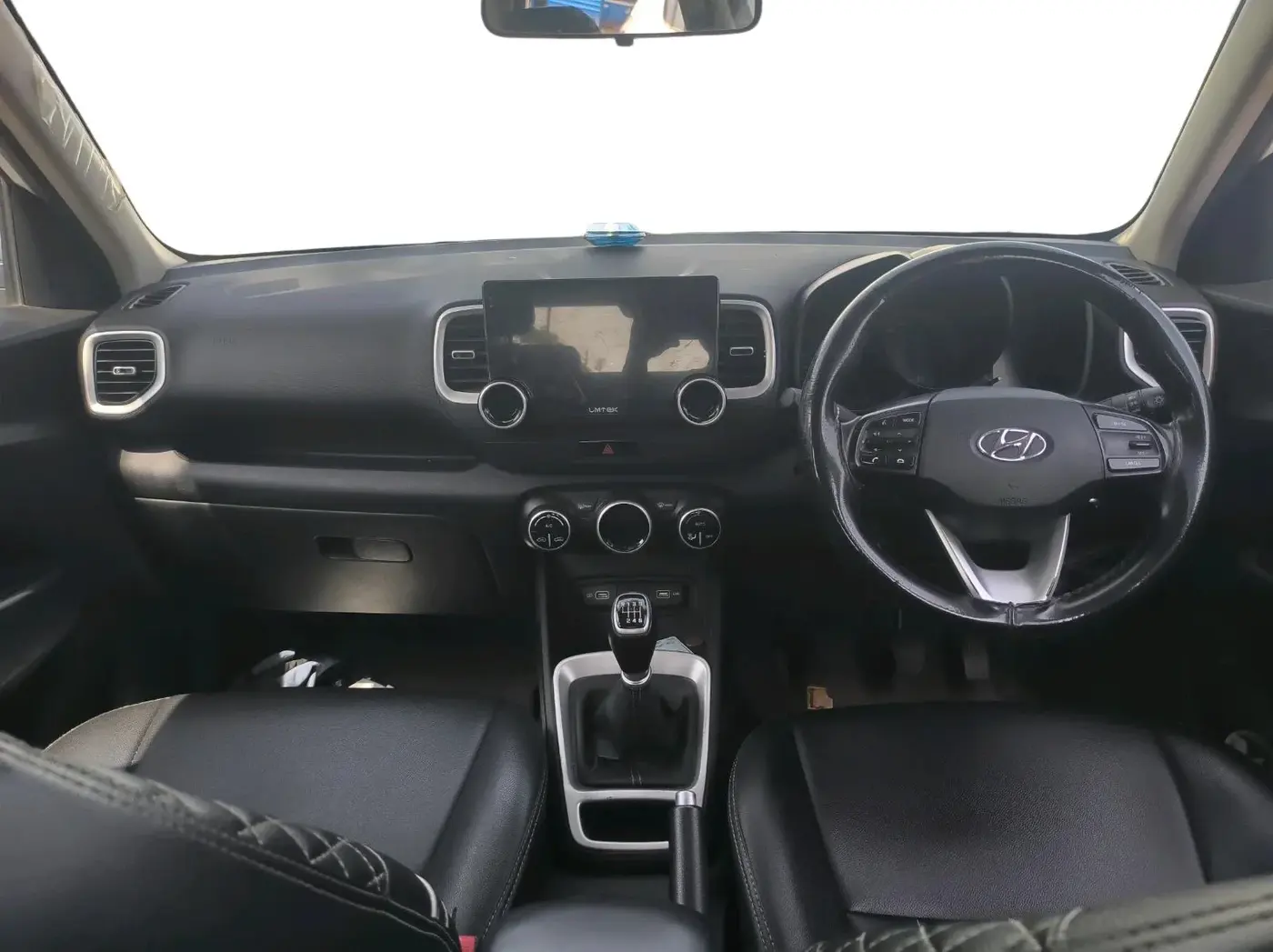 2021 Hyundai VENUE SX 1.0 TURBO, Petrol, Manual, 90,000 km, interior