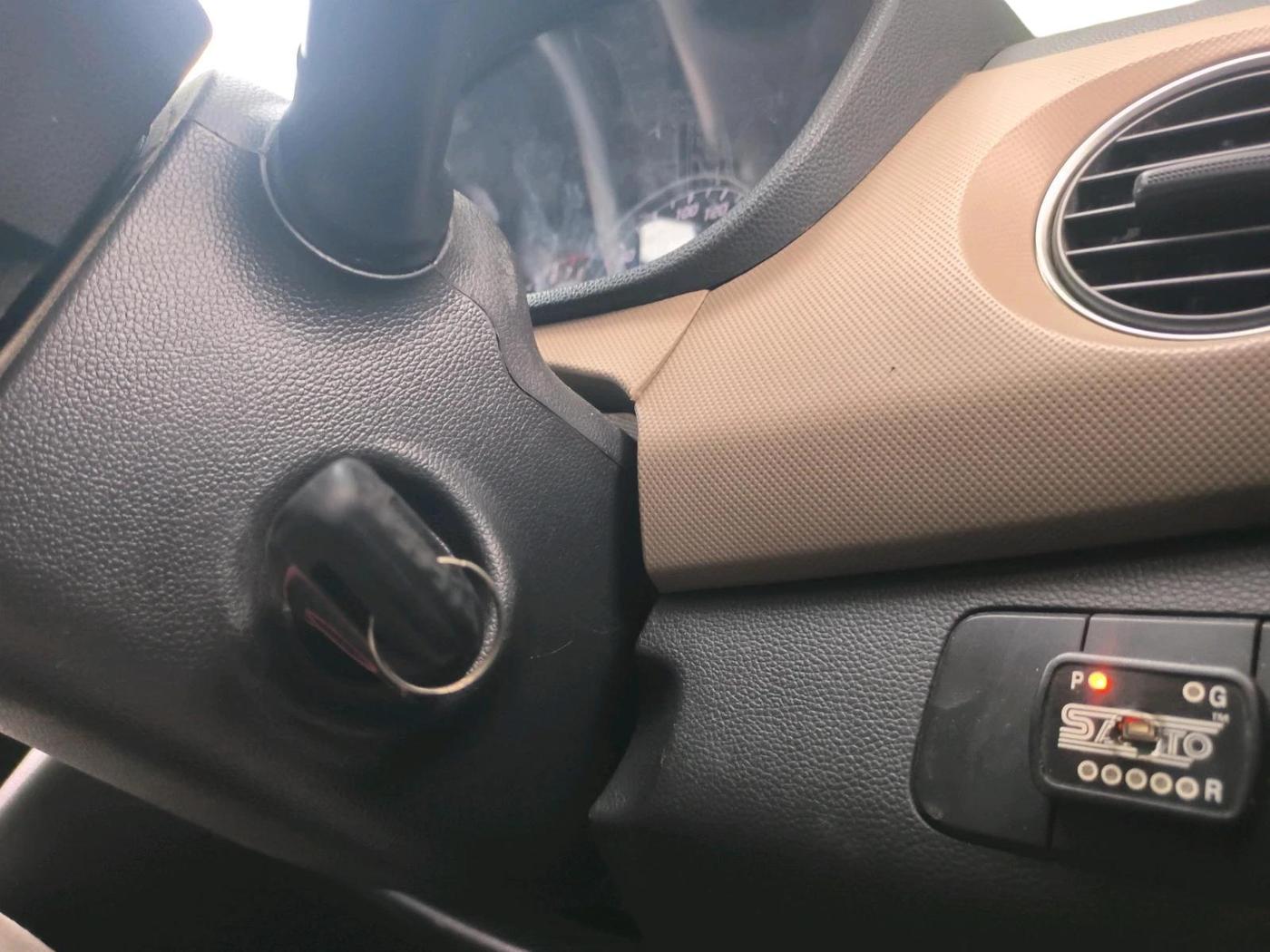 2018 Hyundai Grand i10 SPORTZ 1.2 KAPPA VTVT, CNG, Manual, 38,552 km, interior