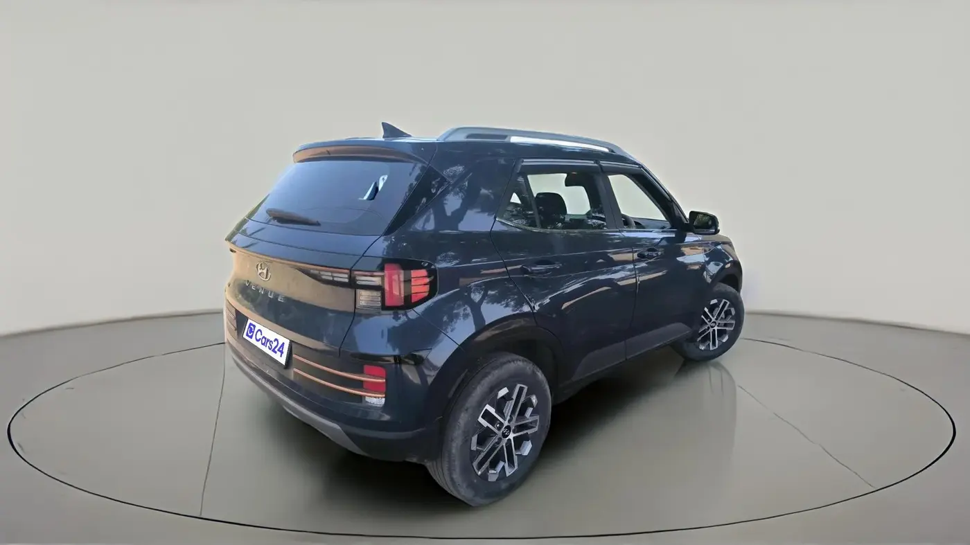2023 Hyundai VENUE SX 1.5 CRDI, Diesel, Manual, 13,604 km, exterior