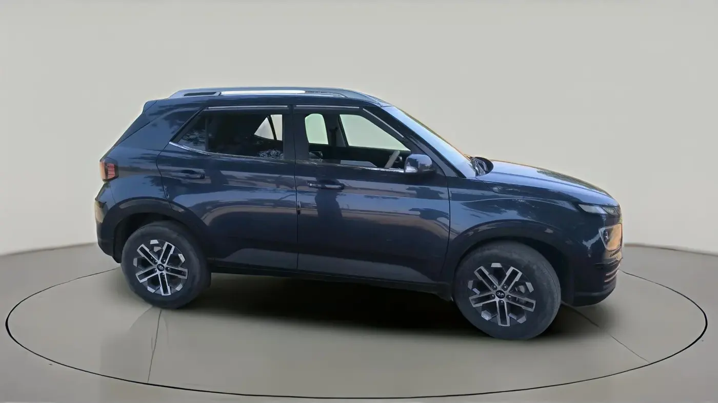 2023 Hyundai VENUE SX 1.5 CRDI, Diesel, Manual, 13,604 km, exterior