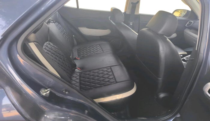 2023 Hyundai VENUE SX 1.5 CRDI, Diesel, Manual, 13,604 km, interior