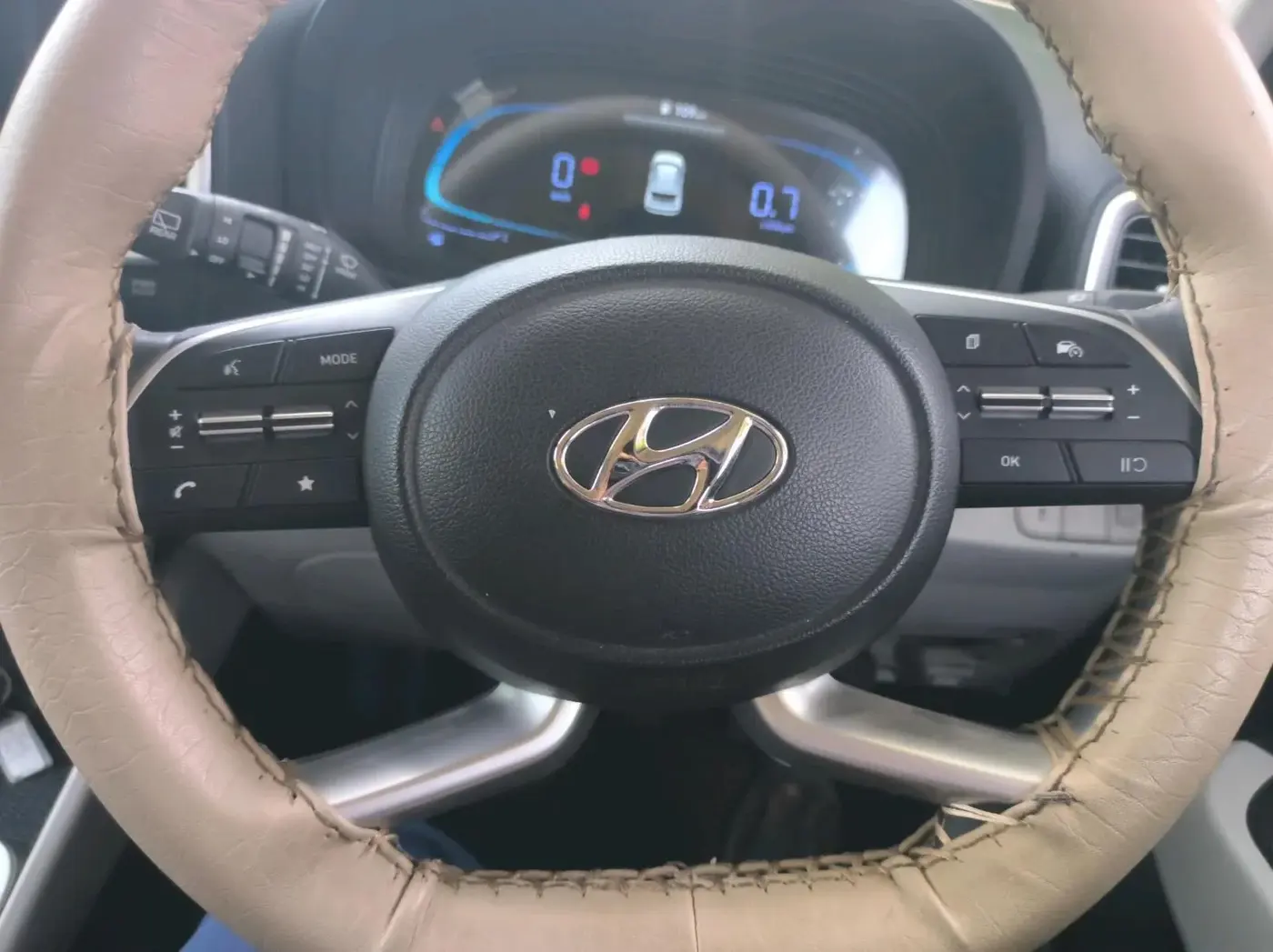2023 Hyundai VENUE SX 1.5 CRDI, Diesel, Manual, 13,604 km, interior