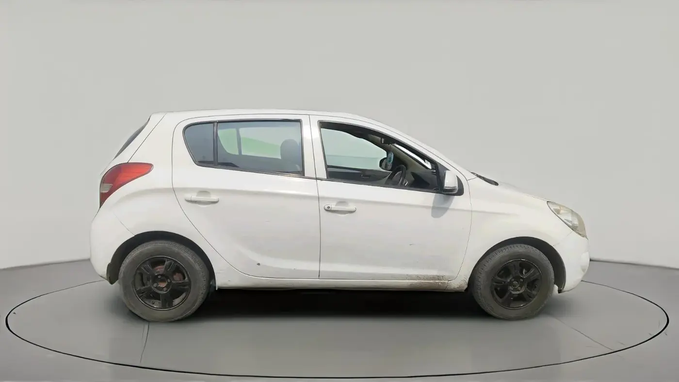 2010 Hyundai i20 ASTA 1.2, CNG, Manual, 1,48,117 km, exterior