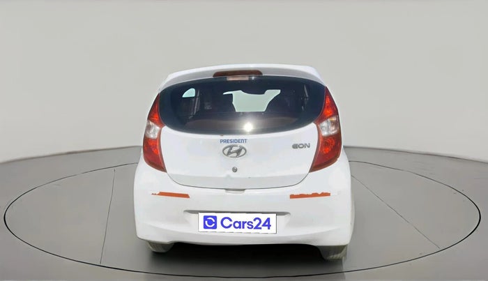 2017 Hyundai Eon ERA +, CNG, Manual, 1,20,536 km, exterior