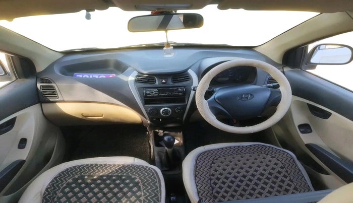 2017 Hyundai Eon ERA +, CNG, Manual, 1,20,536 km, interior
