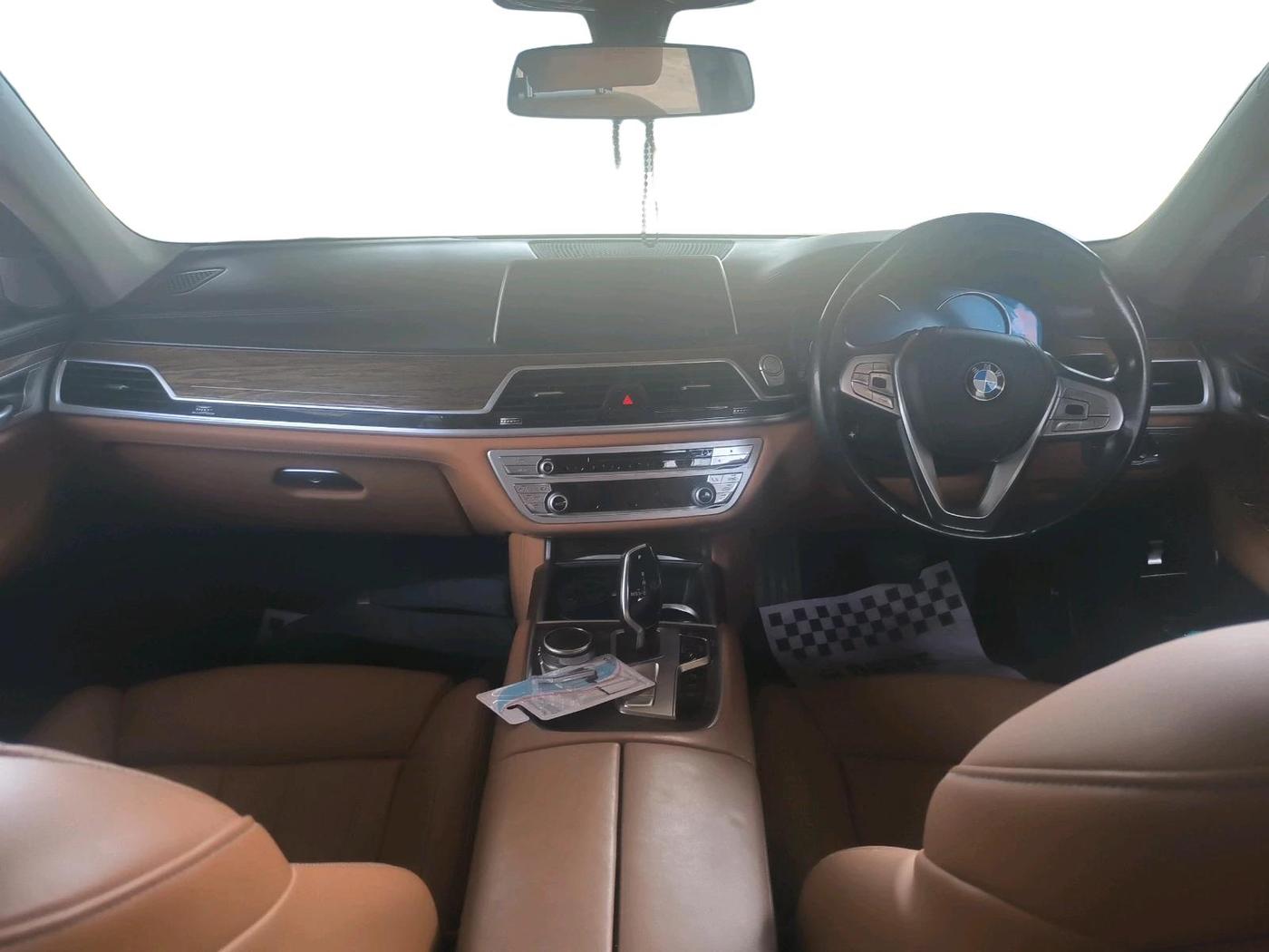 2019 BMW 7 Series 730Ld DPE Signature, Diesel, Automatic, 59,255 km, interior