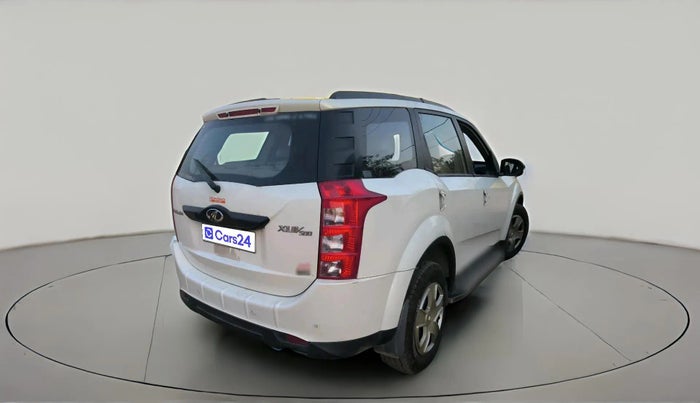 2017 Mahindra XUV500 W6, Diesel, Manual, 60,560 km, exterior
