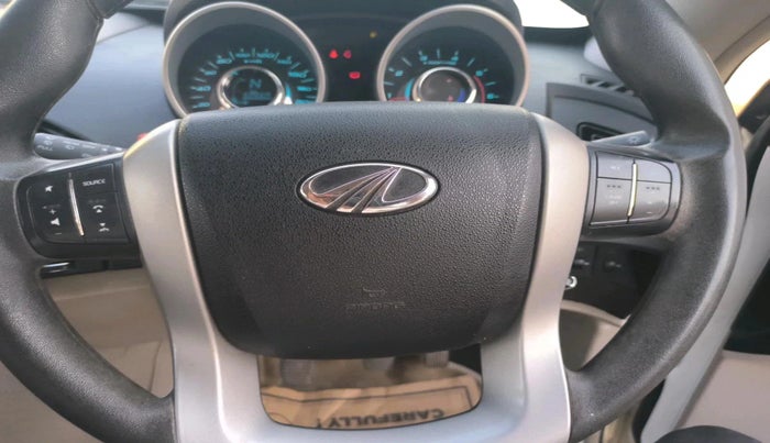 2017 Mahindra XUV500 W6, Diesel, Manual, 60,560 km, interior