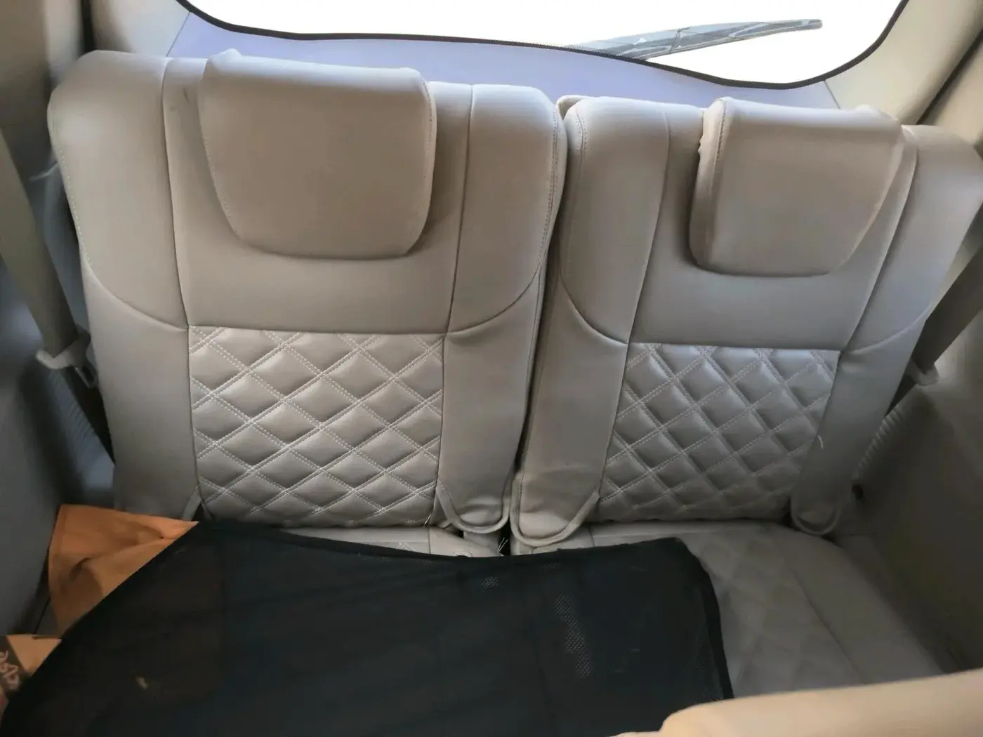 2017 Mahindra XUV500 W6, Diesel, Manual, 60,560 km, interior
