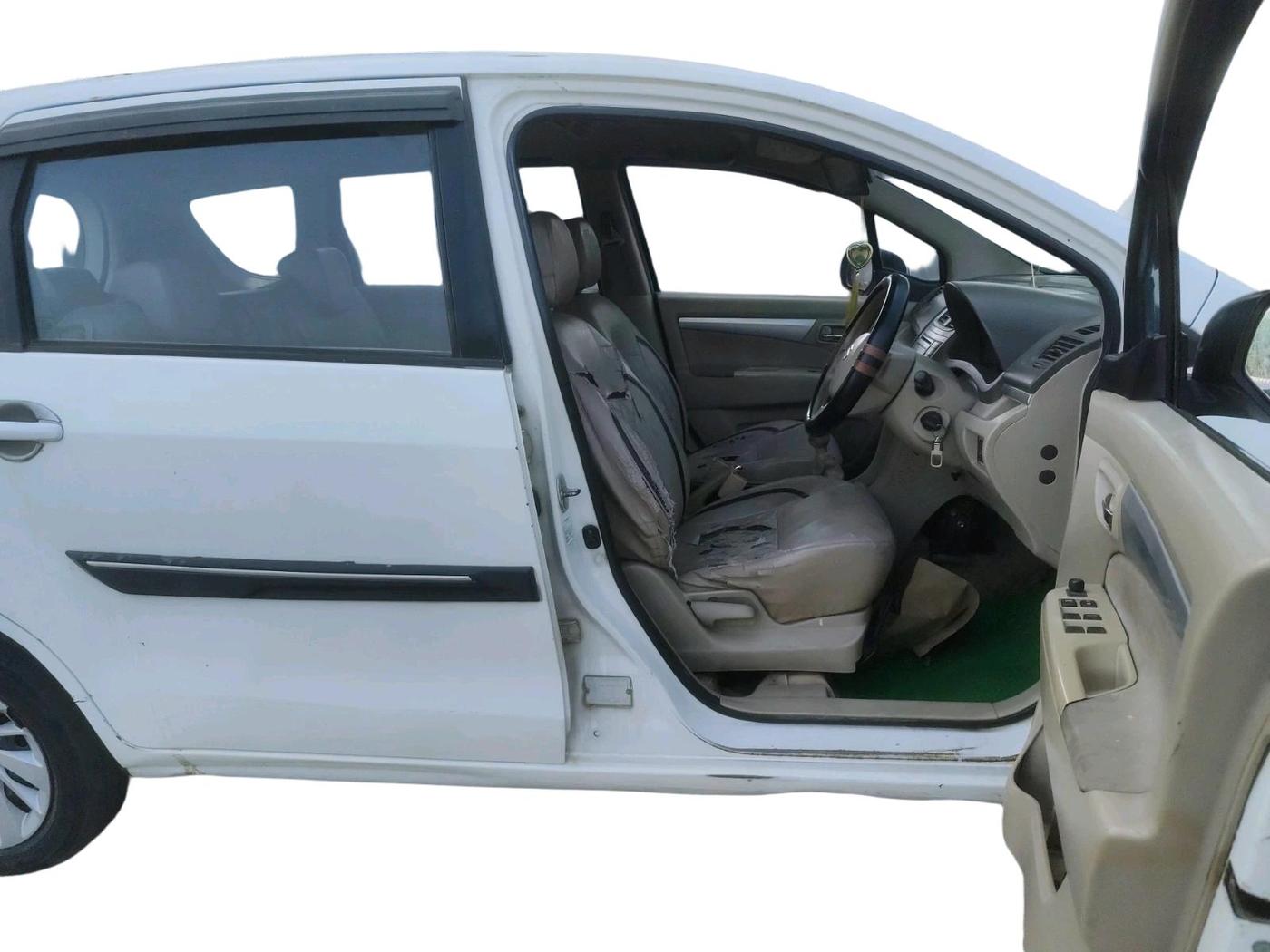 2012 Maruti Ertiga VDI, Diesel, Manual, 1,41,751 km, interior