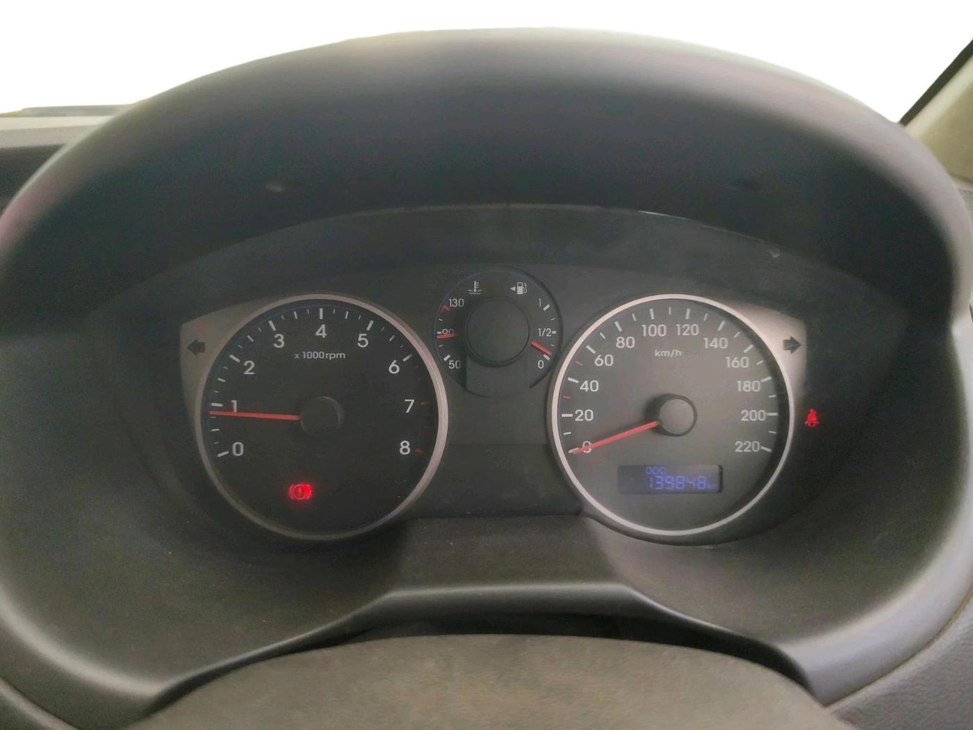 2013 Hyundai i20 MAGNA 1.2, CNG, Manual, 1,39,848 km, interior