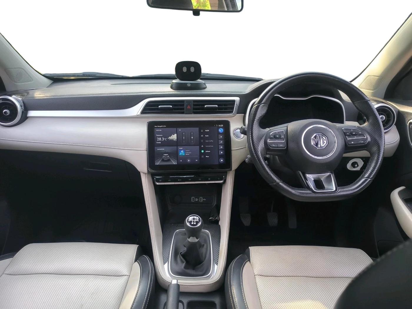 2022 MG ASTOR SMART 1.5 MT, Petrol, Manual, 25,663 km, interior