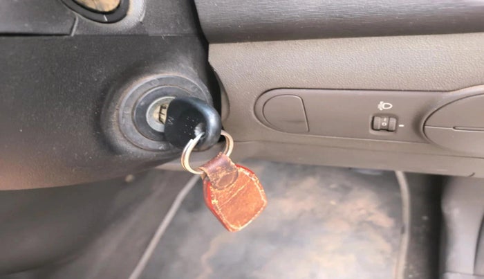 2011 Hyundai i10 MAGNA 1.1, CNG, Manual, 1,46,946 km, interior