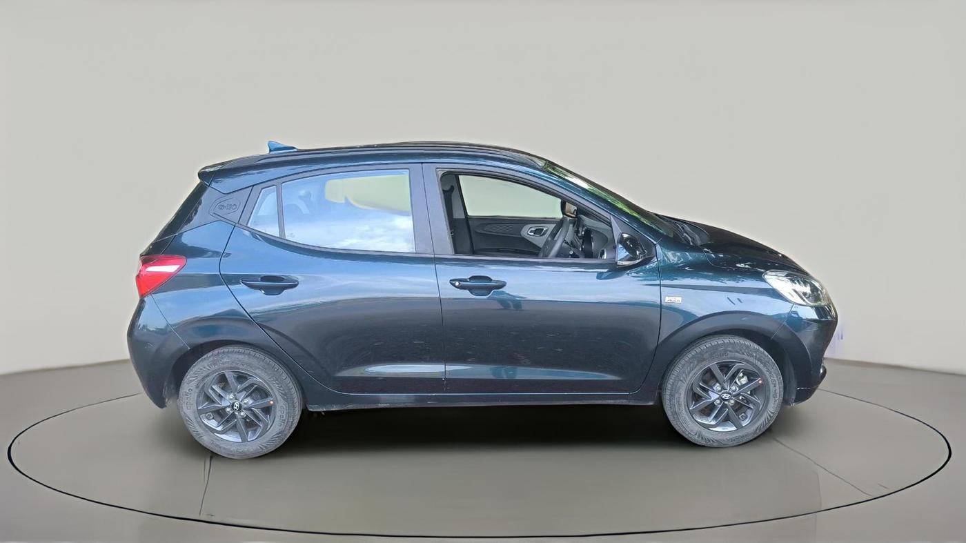 2022 Hyundai GRAND I10 NIOS SPORTZ AMT 1.2 KAPPA VTVT, Petrol, Automatic, 32,868 km, exterior