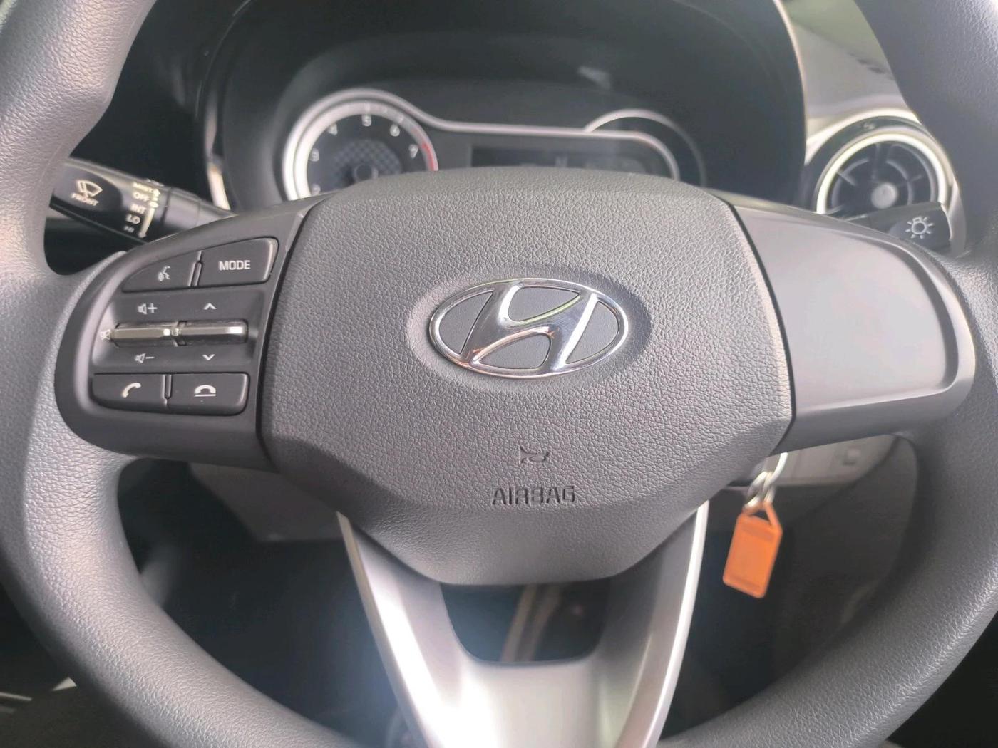 2022 Hyundai GRAND I10 NIOS SPORTZ AMT 1.2 KAPPA VTVT, Petrol, Automatic, 32,868 km, interior