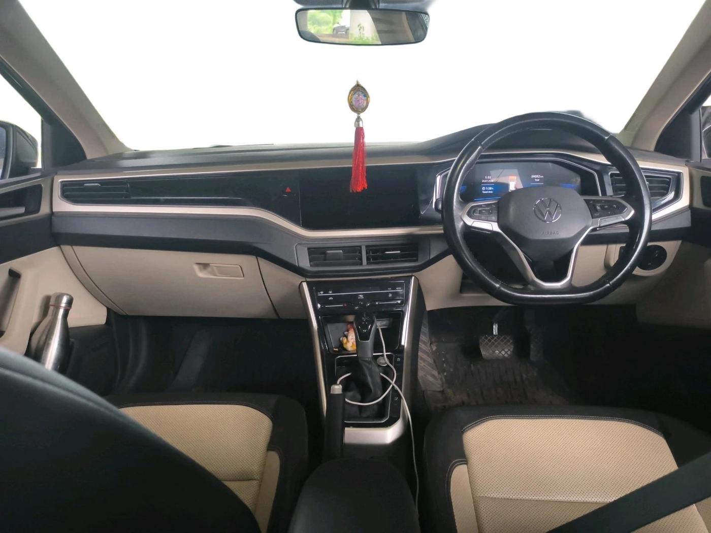 2023 Volkswagen VIRTUS TOPLINE TSI 1.0 AT, Petrol, Automatic, 59,052 km, interior