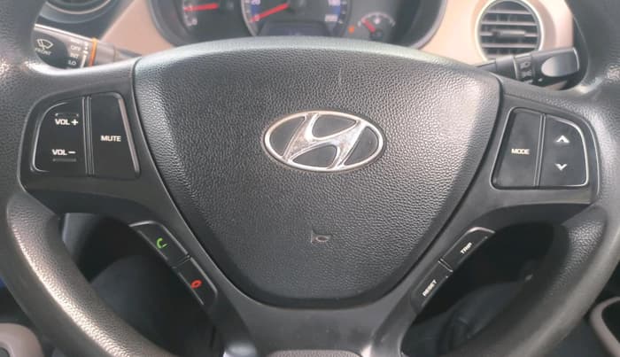 2015 Hyundai Grand i10 SPORTZ 1.1 CRDI, Diesel, Manual, 87,683 km, interior