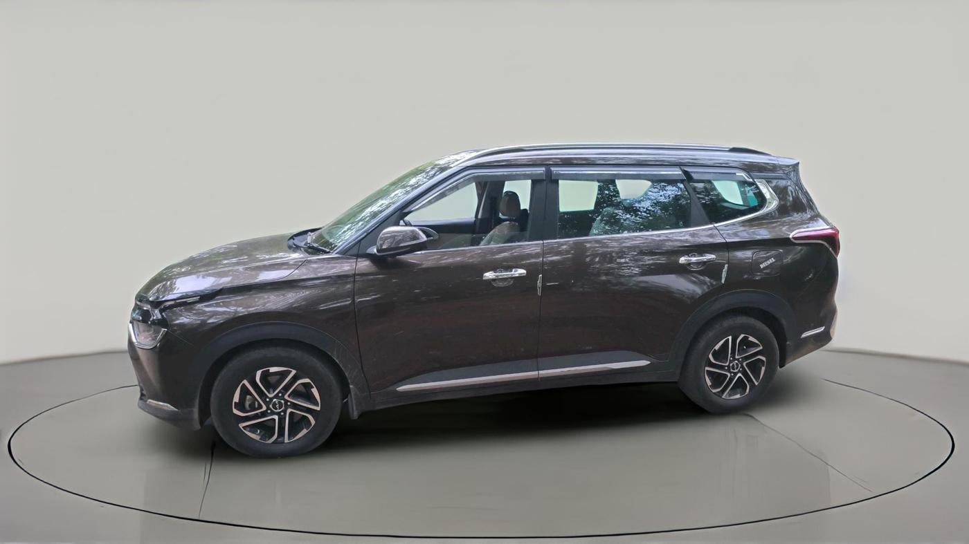 2022 KIA CARENS LUXURY PLUS 1.5 DIESEL 7 STR, Diesel, Manual, 1,13,748 km, exterior