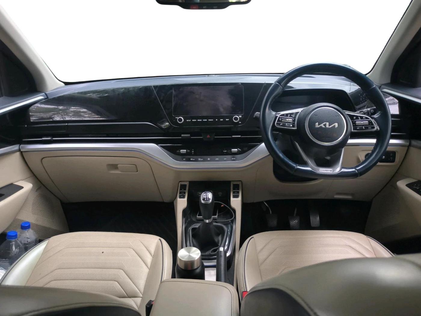 2022 KIA CARENS LUXURY PLUS 1.5 DIESEL 7 STR, Diesel, Manual, 1,13,748 km, interior