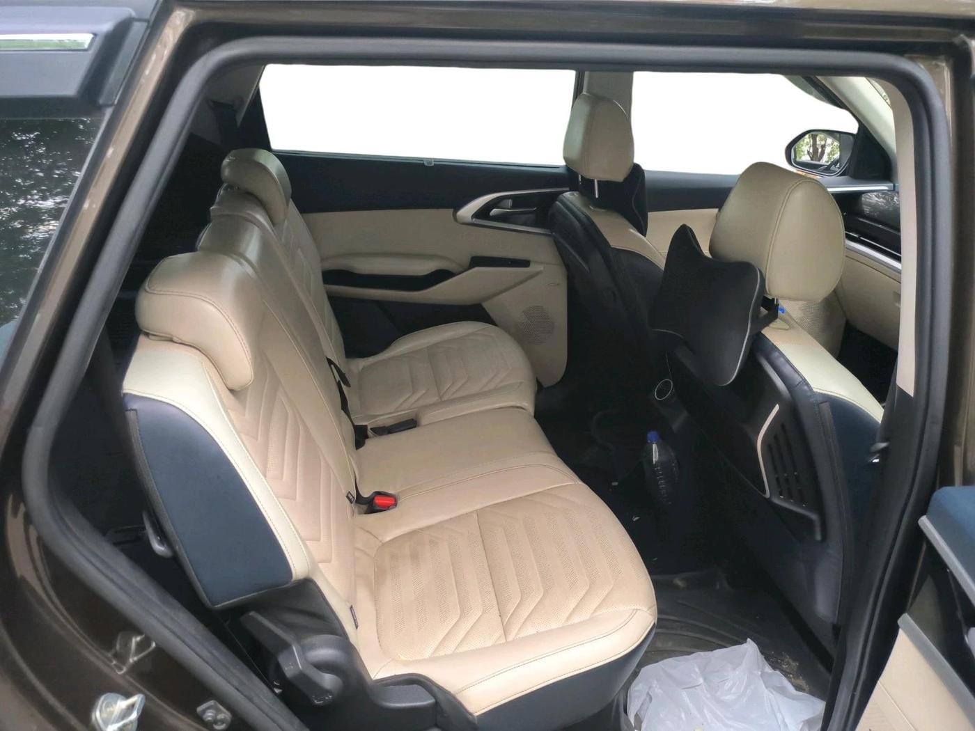 2022 KIA CARENS LUXURY PLUS 1.5 DIESEL 7 STR, Diesel, Manual, 1,13,748 km, interior