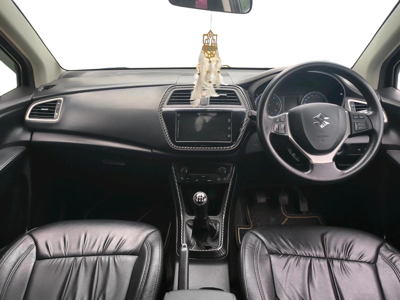2016 Maruti S Cross ZETA 1.3, Diesel, Manual, 1,14,516 km, interior