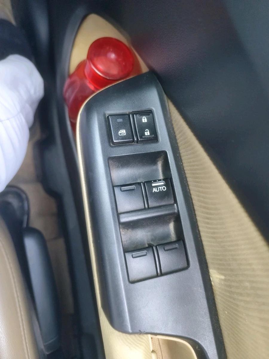 2014 Honda City 1.5L I-DTEC SV, Diesel, Manual, 1,16,502 km, interior