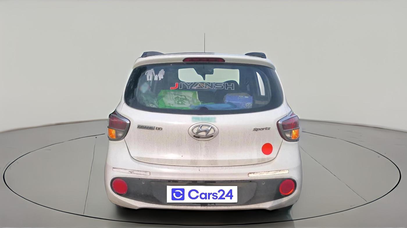 2018 Hyundai Grand i10 SPORTZ 1.2 KAPPA VTVT, CNG, Manual, 1,44,848 km, exterior