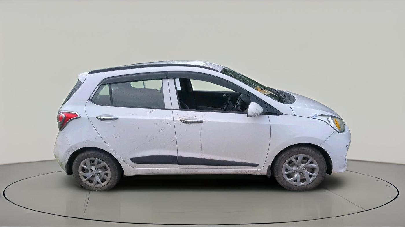 2018 Hyundai Grand i10 SPORTZ 1.2 KAPPA VTVT, CNG, Manual, 1,44,848 km, exterior