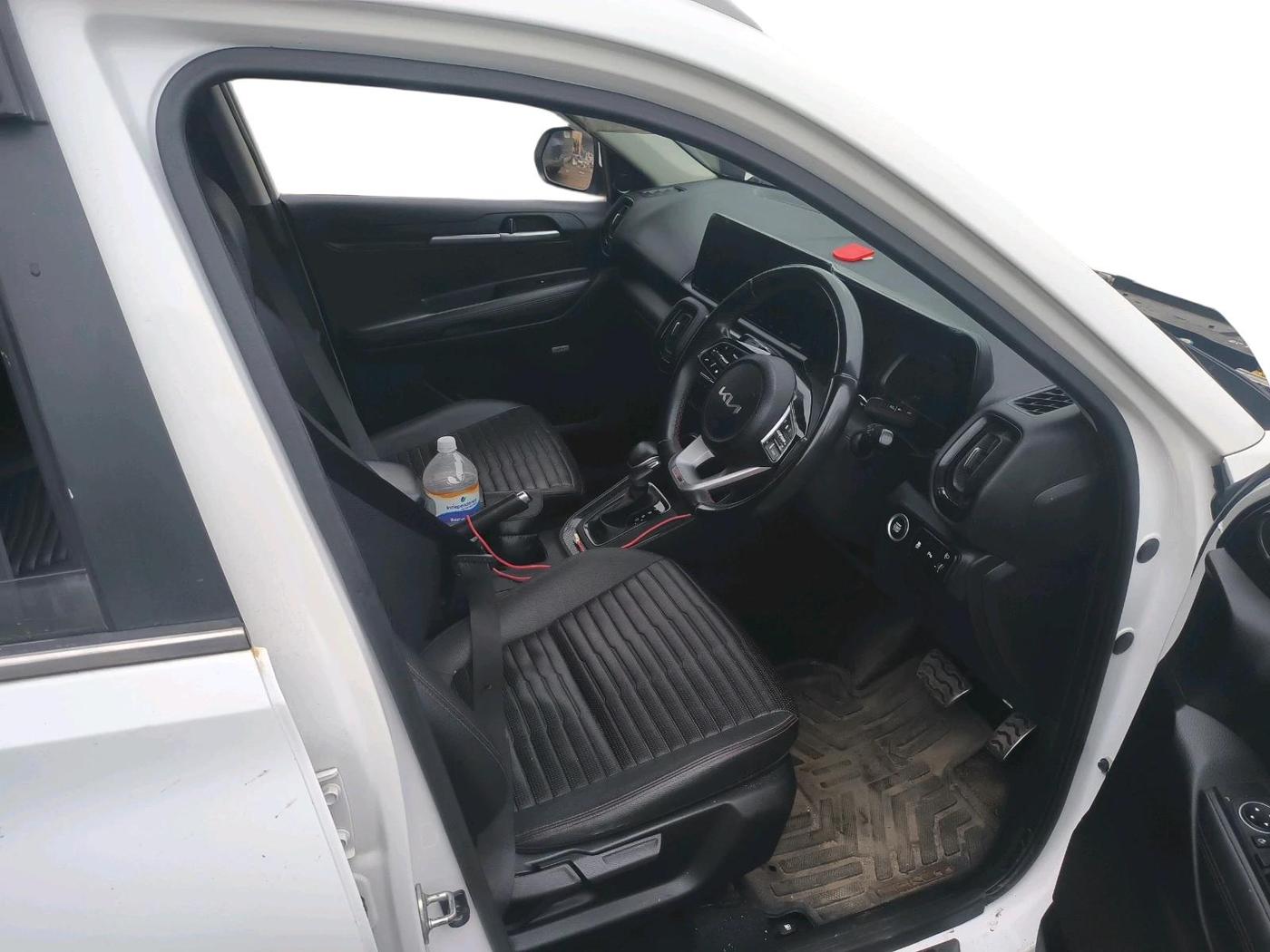 2021 KIA SONET GTX PLUS 1.0 DCT, CNG, Automatic, 90,222 km, interior